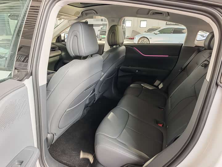 Фото 8 - XPeng G6