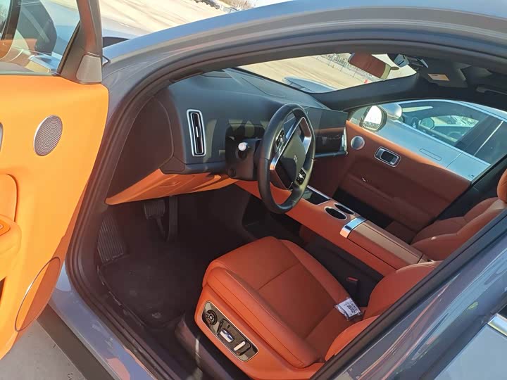 Фото 5 - LiXiang L8