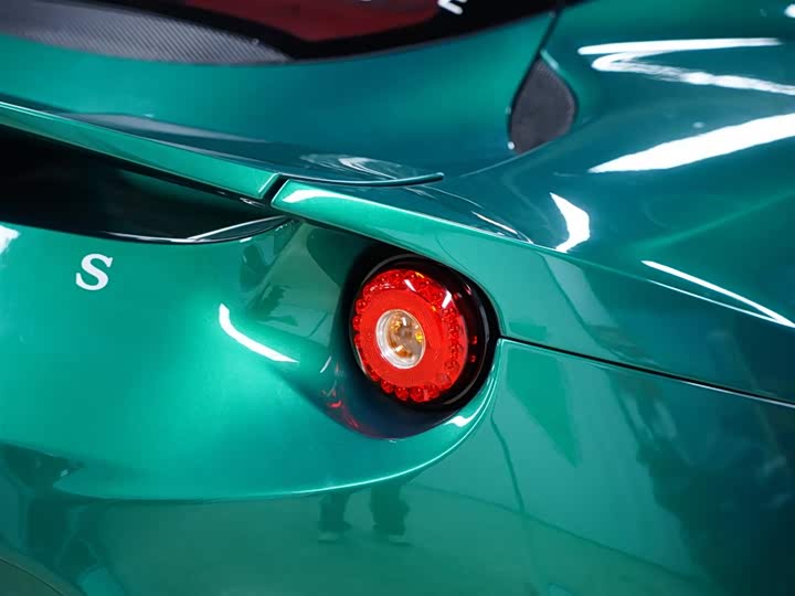 Фото 6 - Lotus Evora