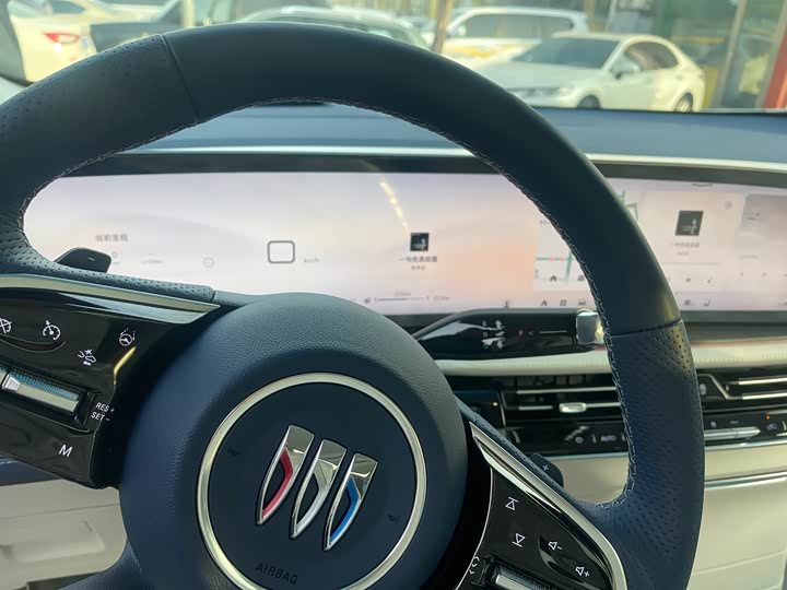 Фото 9 - Buick GL8 Century