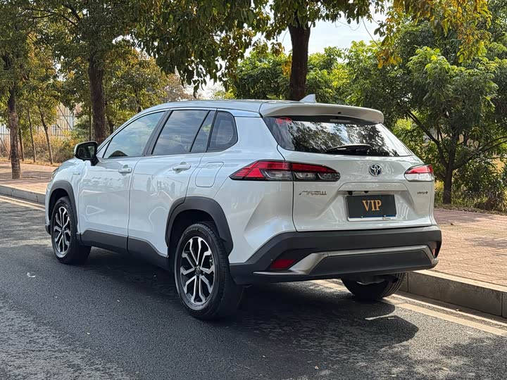 Фото 4 - Toyota Frontlander