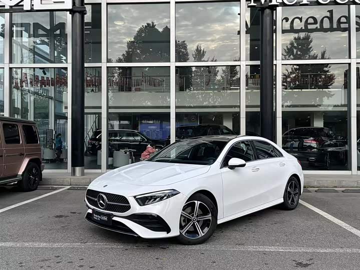 Фото 1 - Mercedes-Benz A-Class