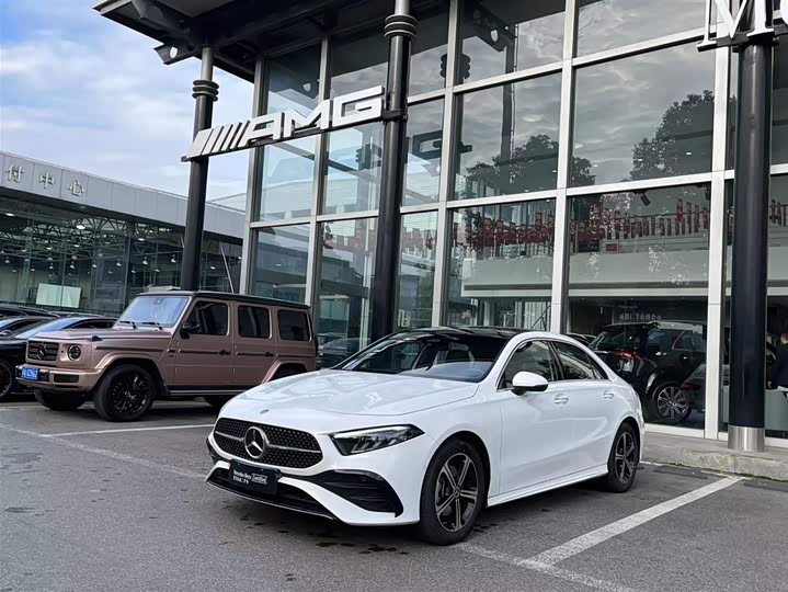 Фото 4 - Mercedes-Benz A-Class