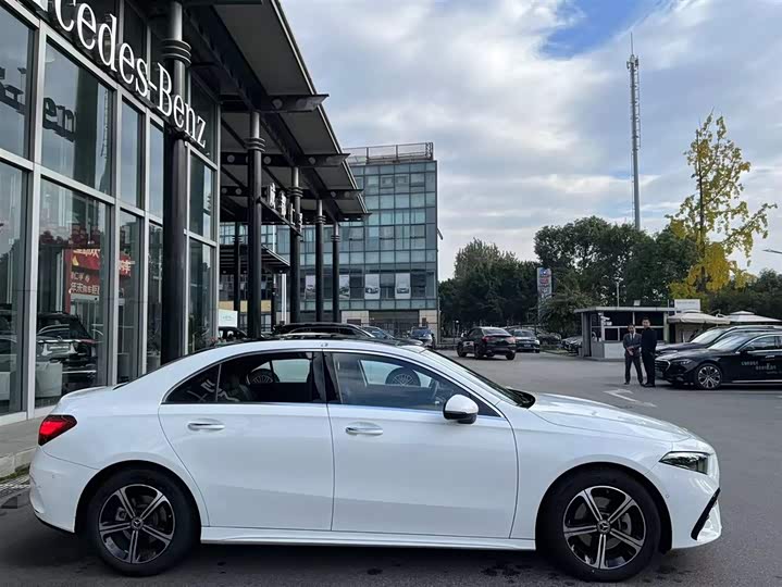 Фото 5 - Mercedes-Benz A-Class