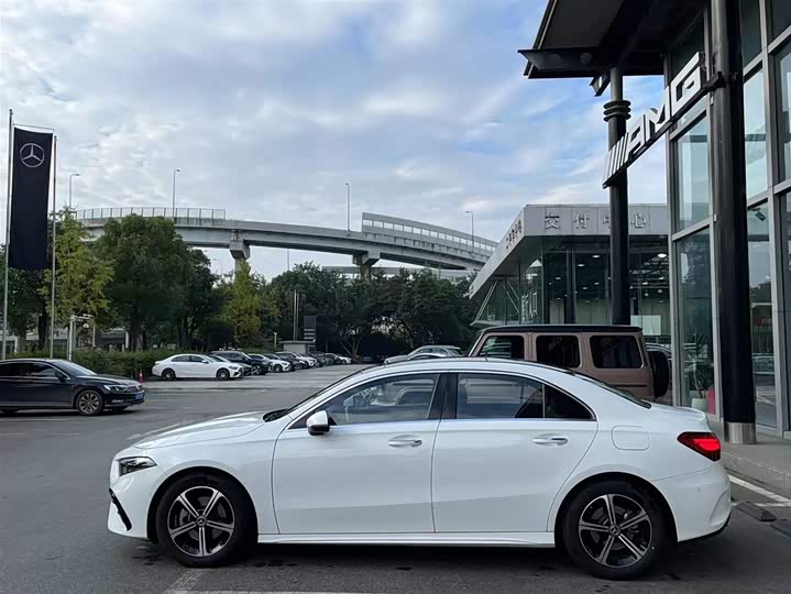 Фото 6 - Mercedes-Benz A-Class