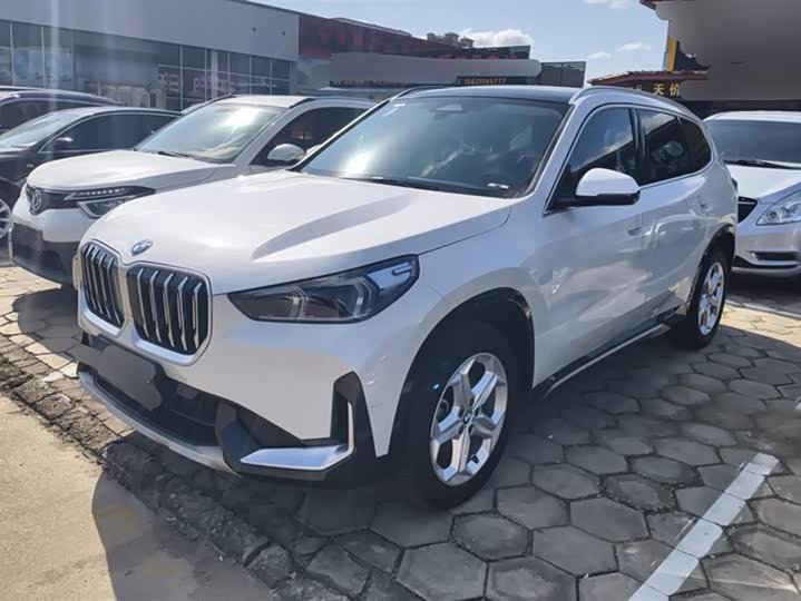 Фото 1 - BMW X1