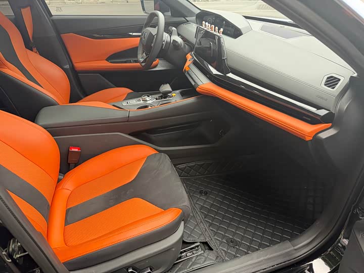 Фото 7 - Changan UNI-V