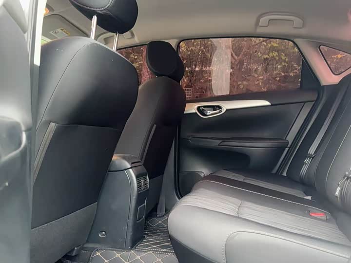 Фото 6 - Nissan Sylphy