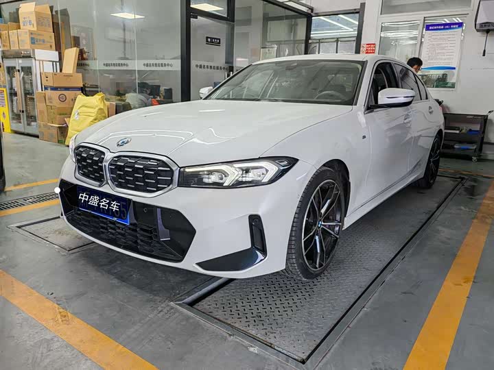 Фото 1 - BMW 3 Series