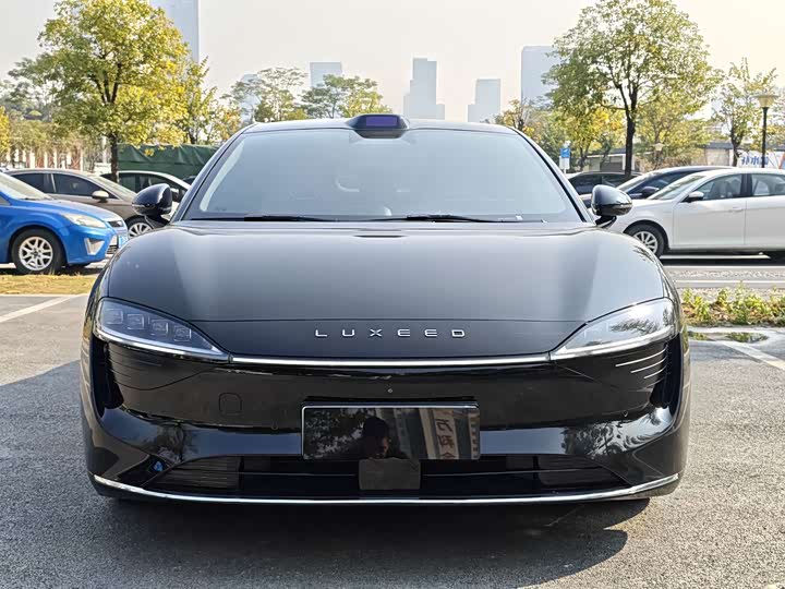 Фото 2 - Luxeed S7