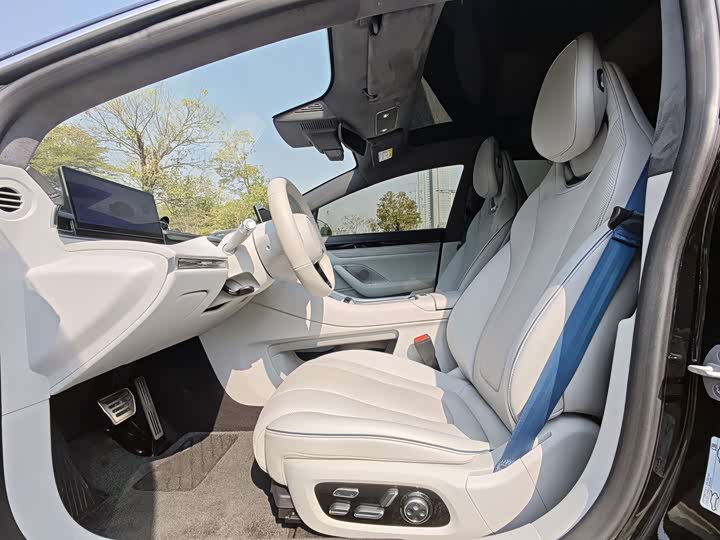 Фото 6 - Luxeed S7