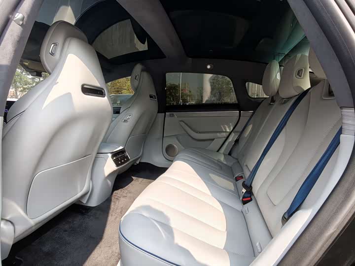 Фото 7 - Luxeed S7