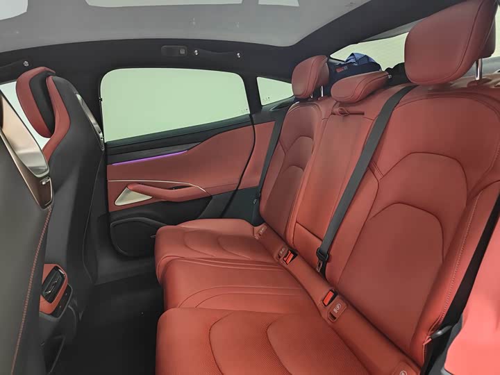 Фото 8 - Xiaomi SU7