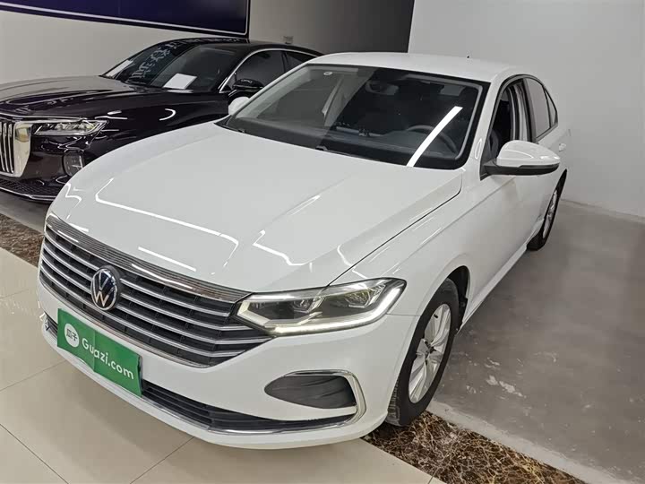 Фото 1 - Volkswagen Lavida