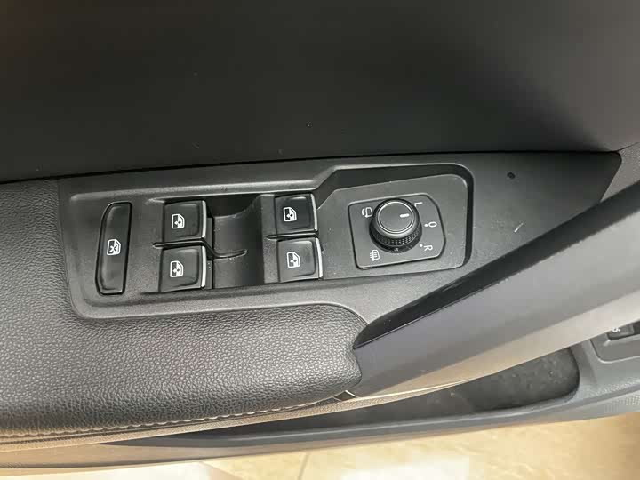 Фото 8 - Volkswagen Tayron X