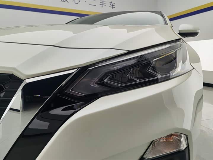 Фото 5 - Nissan Teana