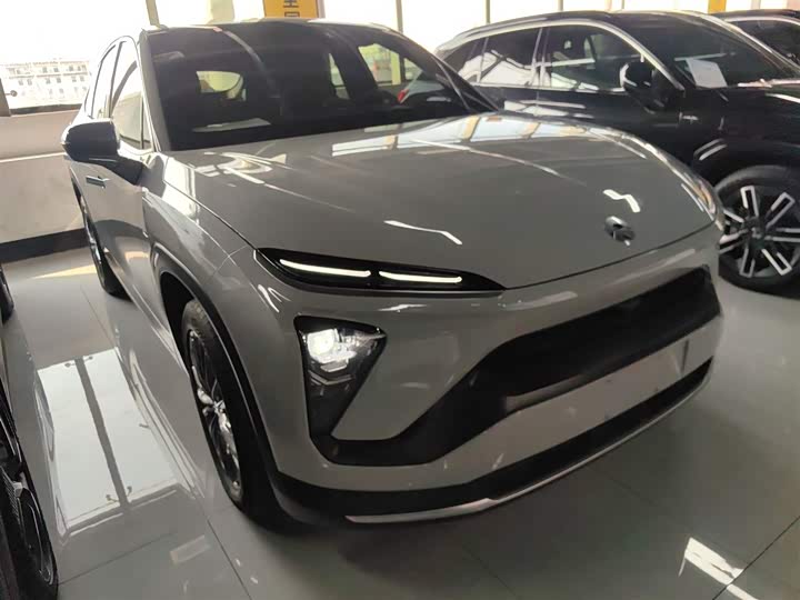 Фото 4 - Nio EC6