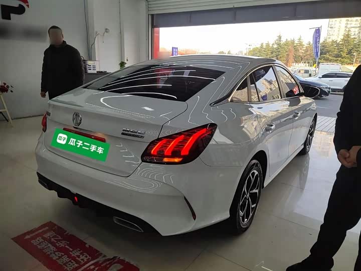 Фото 7 - MG Motor 5