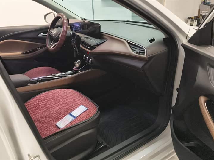 Фото 8 - Buick Verano