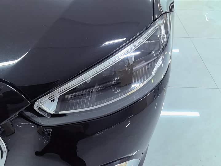 Фото 5 - Mercedes-Benz S-Class