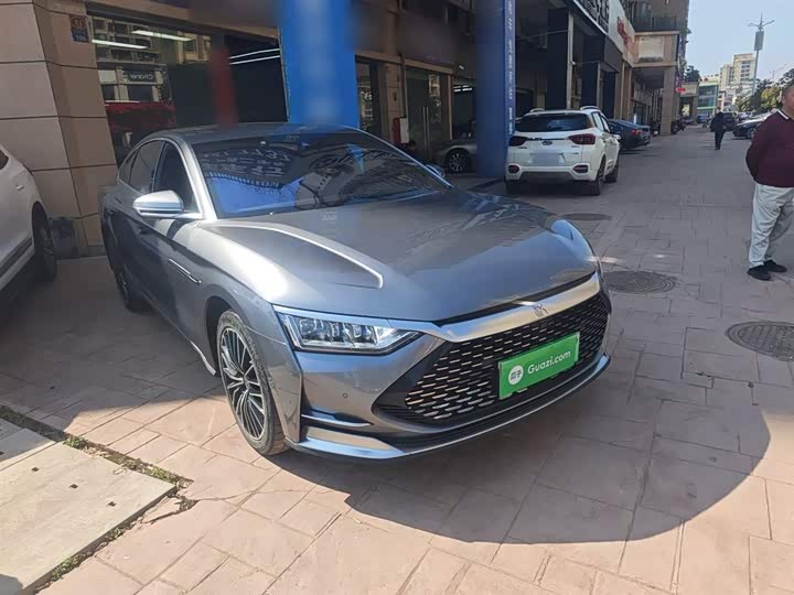 Фото 4 - BYD Han