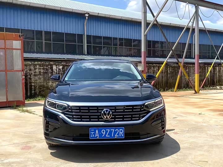 Фото 2 - Volkswagen Passat