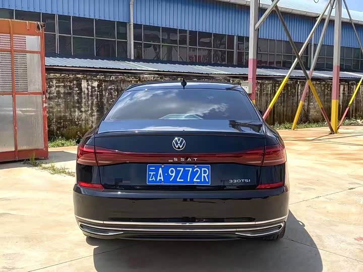 Фото 8 - Volkswagen Passat