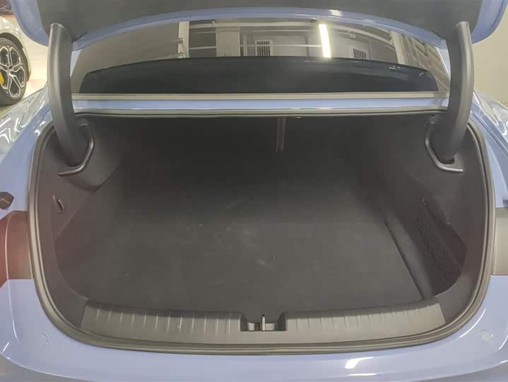 Фото 4 - Xiaomi SU7