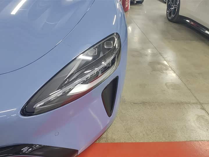 Фото 5 - Xiaomi SU7