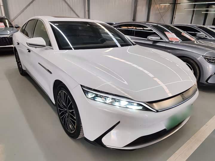 Фото 4 - BYD Han