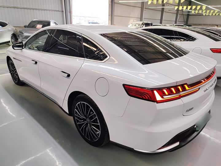 Фото 5 - BYD Han