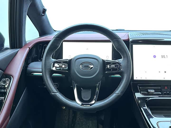 Фото 8 - GAC Trumpchi M8