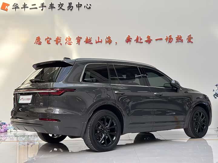 Фото 4 - LiXiang One