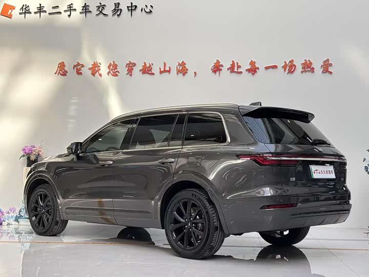 Фото 6 - LiXiang One