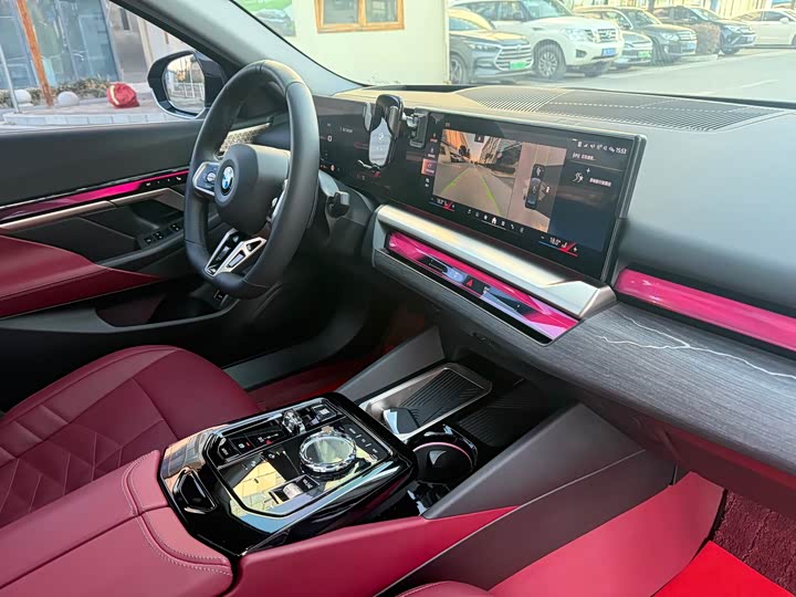 Фото 7 - BMW 5 Series