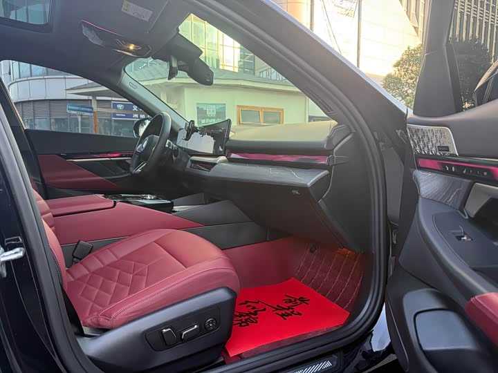 Фото 8 - BMW 5 Series