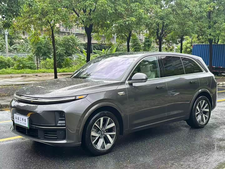 Фото 1 - LiXiang L7