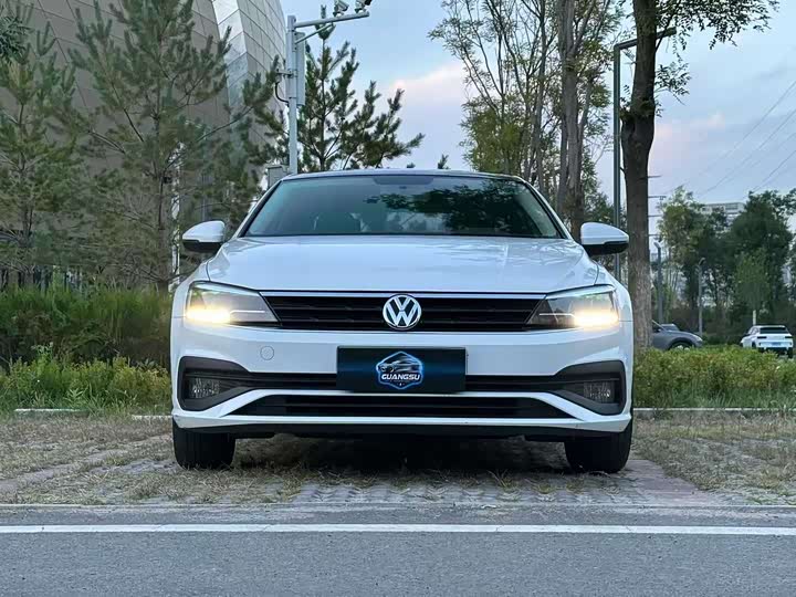 Фото 2 - Volkswagen Lamando L