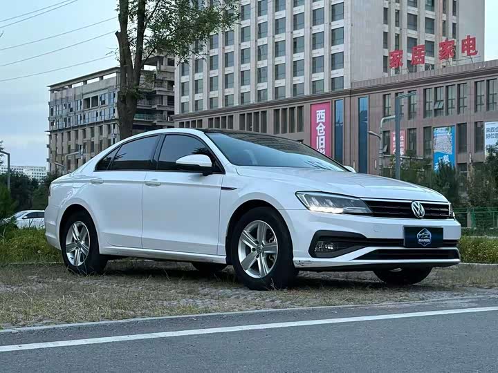 Фото 3 - Volkswagen Lamando L