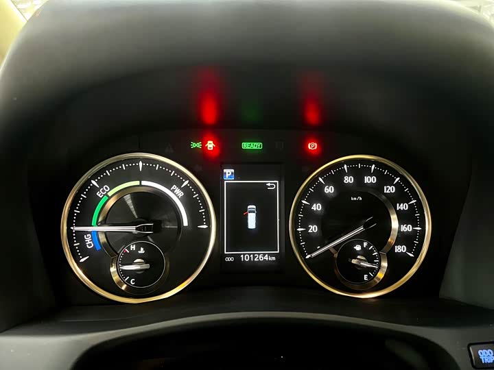 Фото 7 - Toyota Alphard