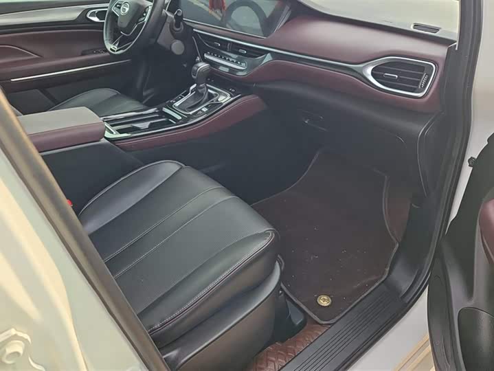 Фото 8 - GAC Trumpchi M6