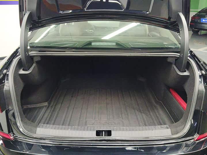 Фото 4 - Volkswagen Passat