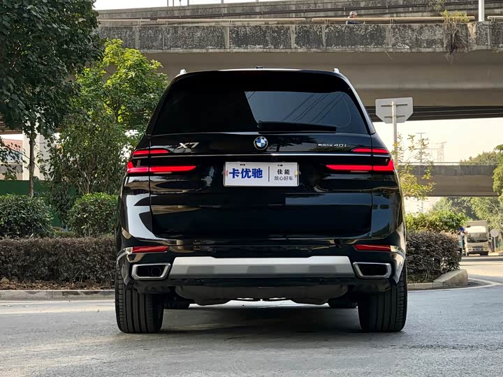Фото 5 - BMW X7