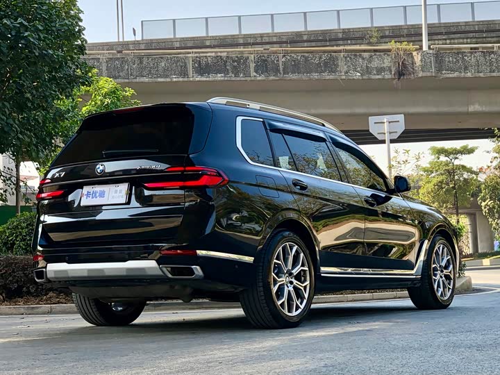 Фото 7 - BMW X7