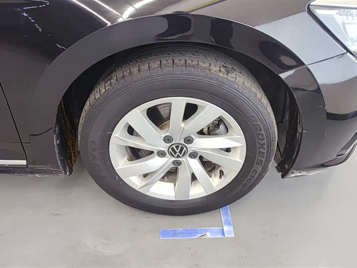 Фото 6 - Volkswagen Passat