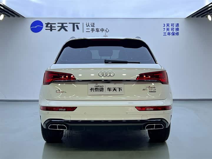 Фото 4 - Audi Q5L