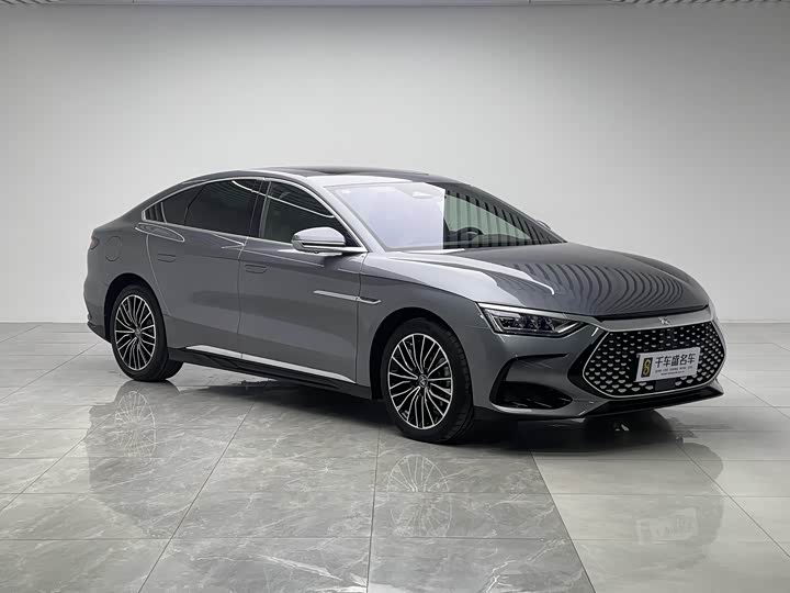 Фото 3 - BYD Han