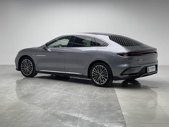 Фото 4 - BYD Han