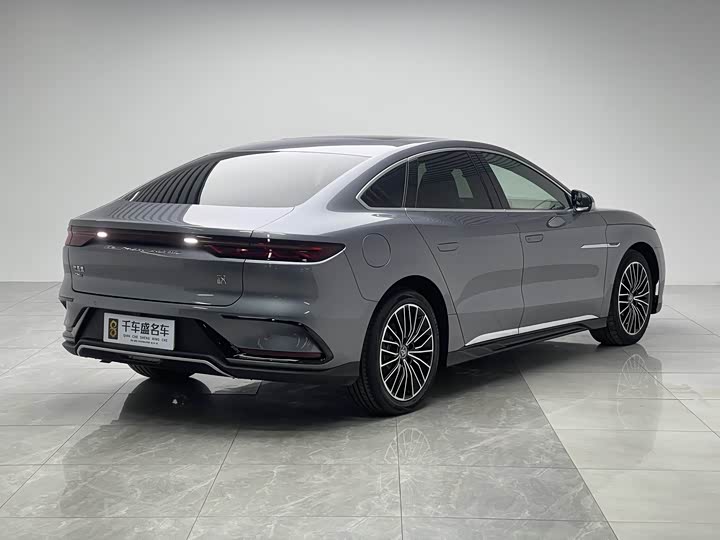 Фото 6 - BYD Han