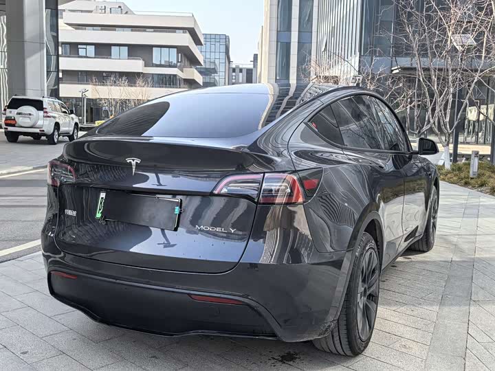 Фото 5 - Tesla Model Y